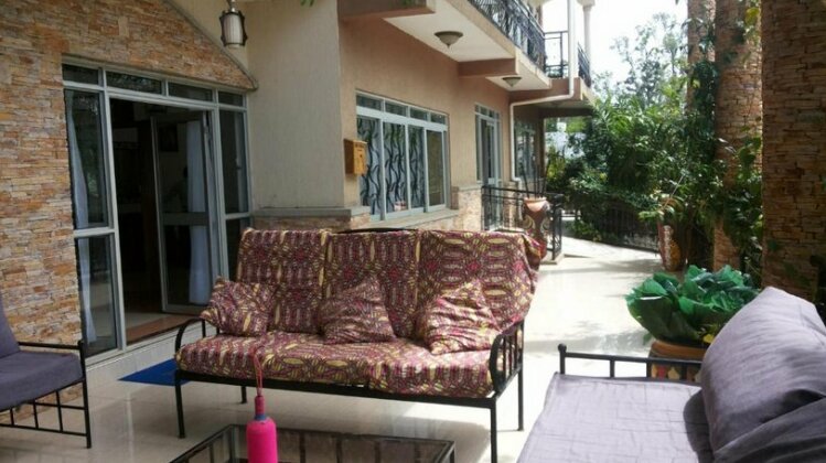 RoseVilla Hotel - Photo2