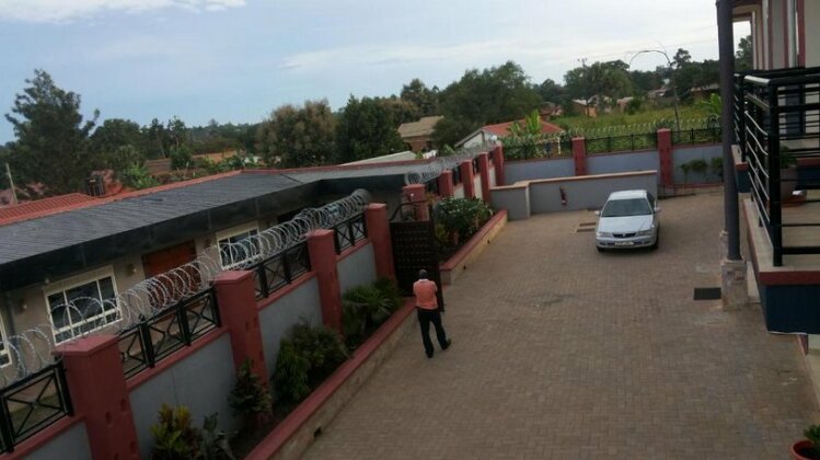 Tripplex Hotel - Photo5