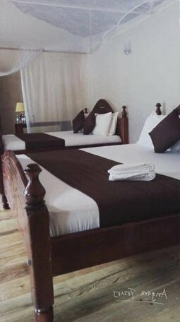 Windsor Hotel Pakwach - Photo2