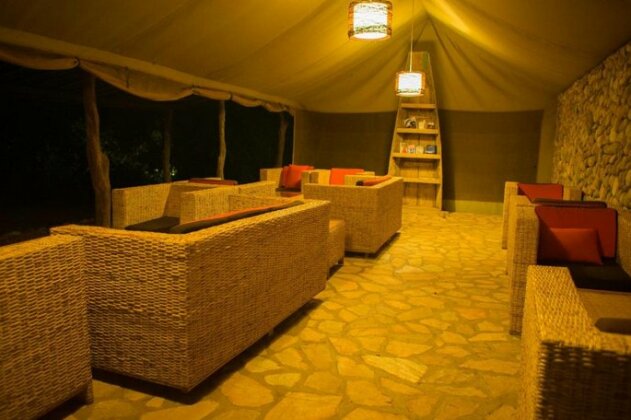 Queen Elizabeth Bush Lodge Bushenyi - Photo2