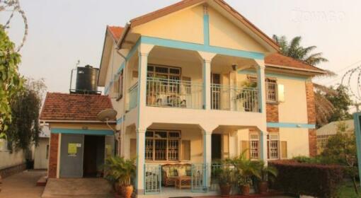 African Roots Guesthouse Entebbe