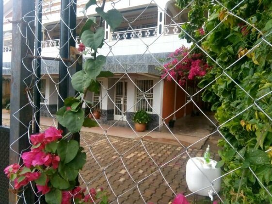 Airport bed & breakfast ebb - Photo3