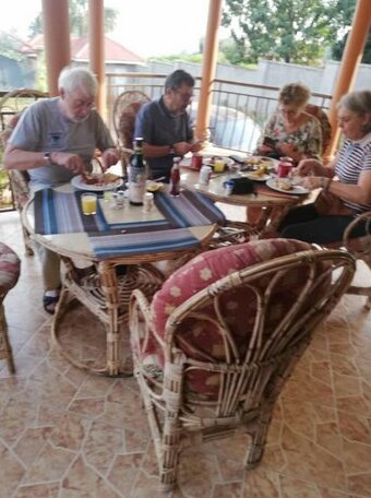 Airport Side Hotel Entebbe - Photo3