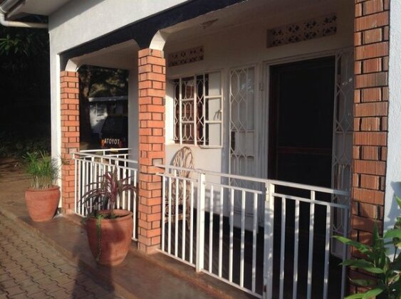 Alison & Dave's Guesthouse