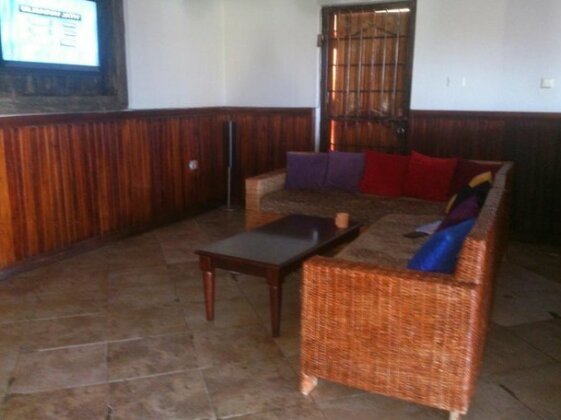 Arthurs Residence - Photo2