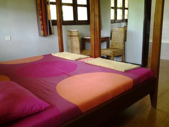Colonial Residence - Photo5