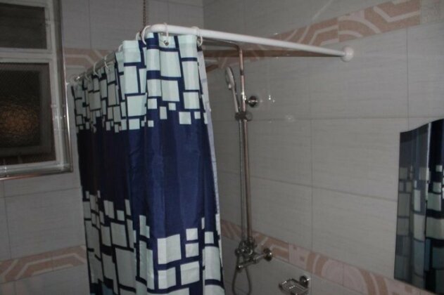 Entebbe Vine Inn - Photo2