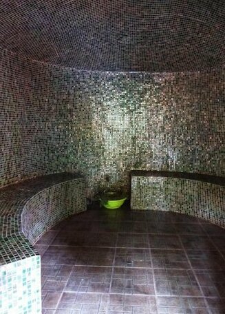 Governors Club - Photo2