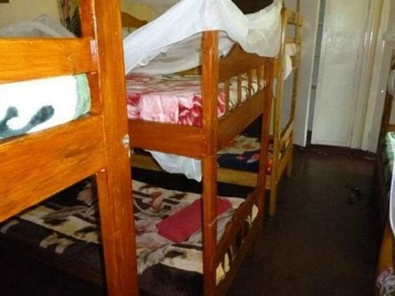 Green Valley Guesthouse & Backpackers - Photo3