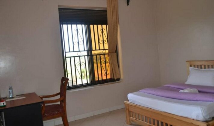 Mission Backpackers - Photo2