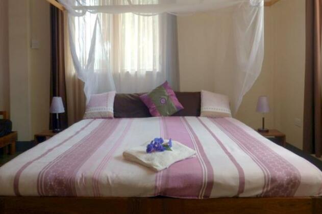 Dutchess Hotel and Restaurant - Photo4