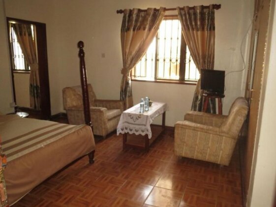 Fairview guesthouse Boma - Photo4