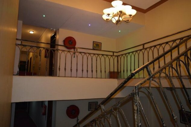 Reinah Tourist Hotel - Photo3