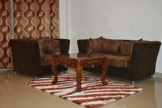Reinah Tourist Hotel - Photo4