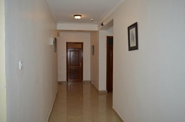 Reinah Tourist Hotel - Photo5