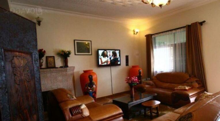 Tuzza Hotel Limited - Photo4