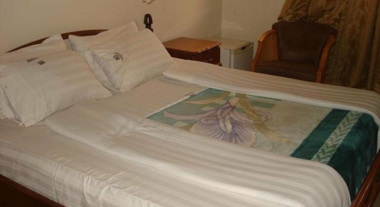 Acholi Inn - Photo5