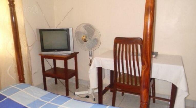 Paula Guest House - Photo4