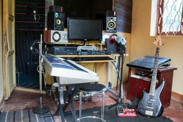 Wal Ville Suites - Photo4