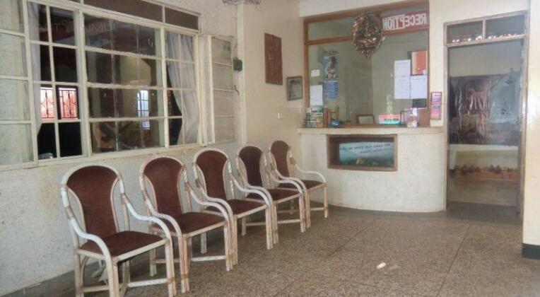 Bellevue Hotel Jinja - Photo2