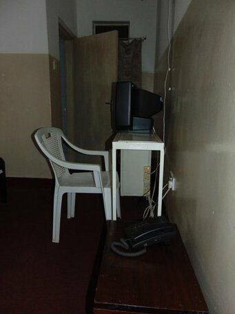 Brisk Hotel Triangle Jinja - Photo2
