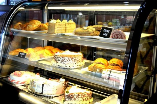 Igar Plaza Hotel - Photo5