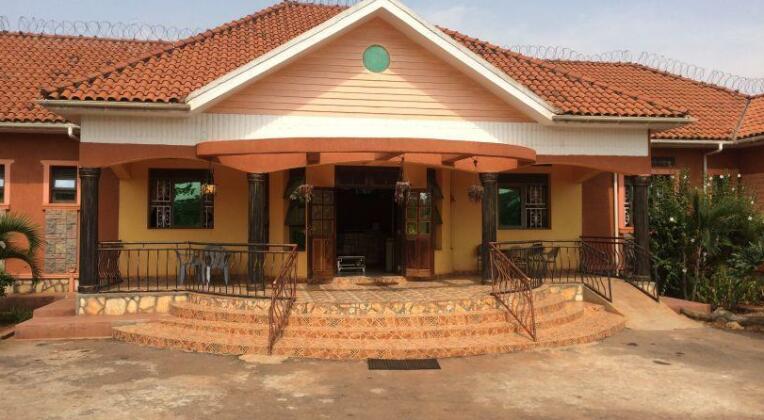 Impala Suites - Photo3