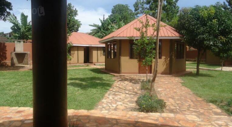 Jinja Safari Camp