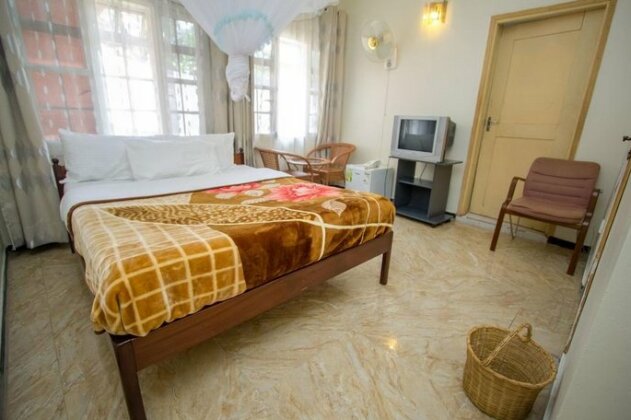 Jinja Safari Hotel - Photo4