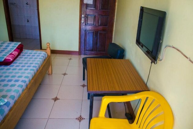 Lucky Guest House Jinja - Photo3