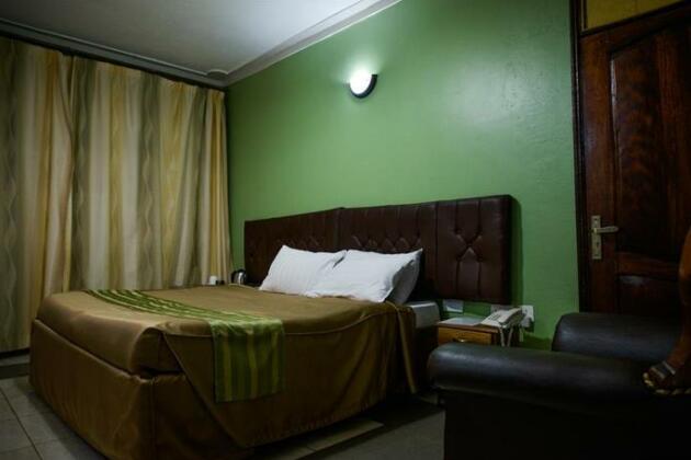 Speke Courts Hotel - Photo4