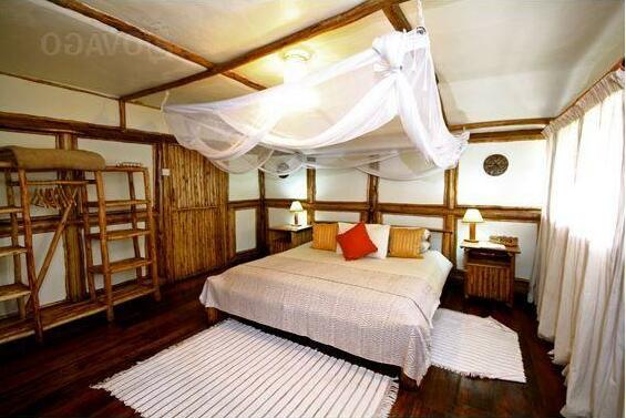 Buhoma Lodge - Photo4