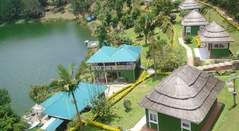 Bunyonyi Safaris Resort - Photo3
