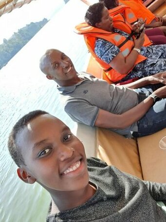 Hawk's Eye Lodge Bunyonyi - Photo3