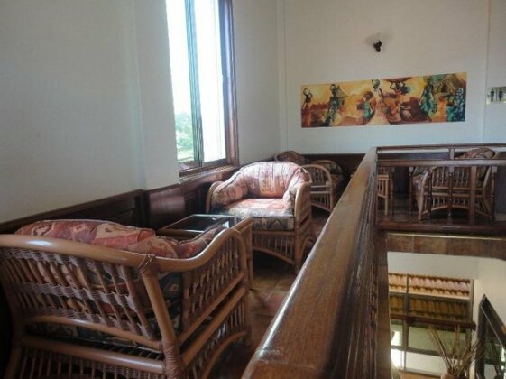 Sabinyo Guest House - Photo2