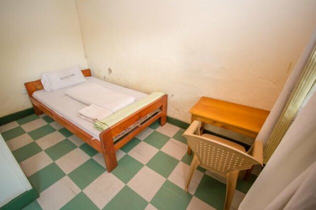 Sabinyo Guest House - Photo4