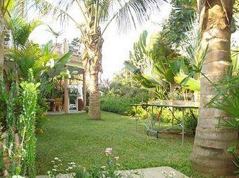Buziga Shelter Lodge - Photo4