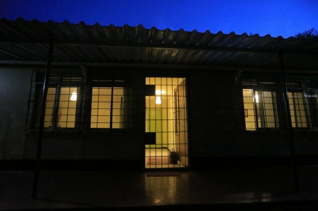 Cosy Guest Cottage Kampala - Photo2