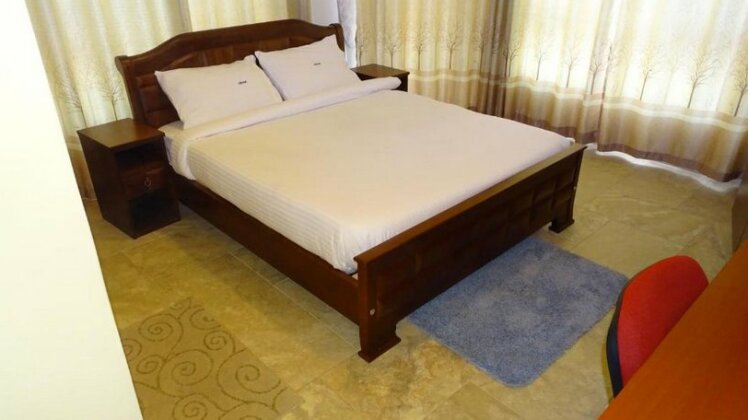 Daks Hotels and Apartments - Photo4