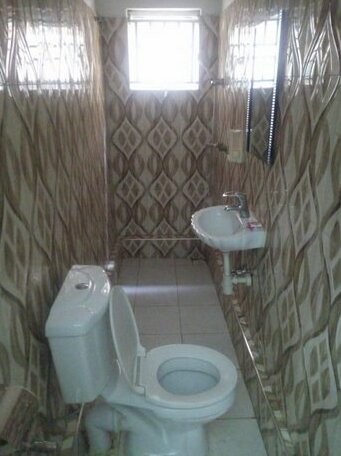 Euro Suites Hotel Bukoto - Photo4