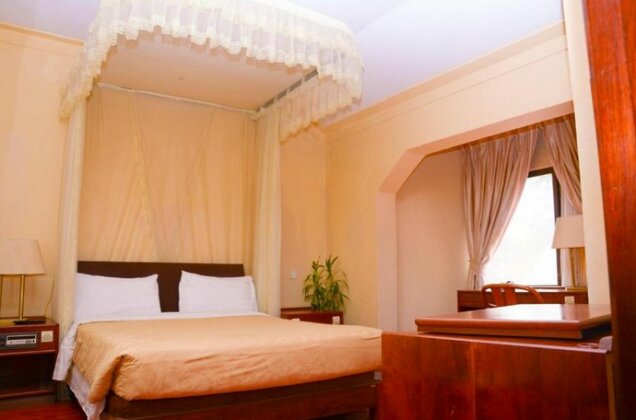 Fang Fang Hotel - Photo3