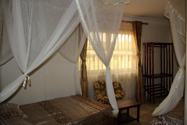 Forest Park Resort Kampala - Photo3