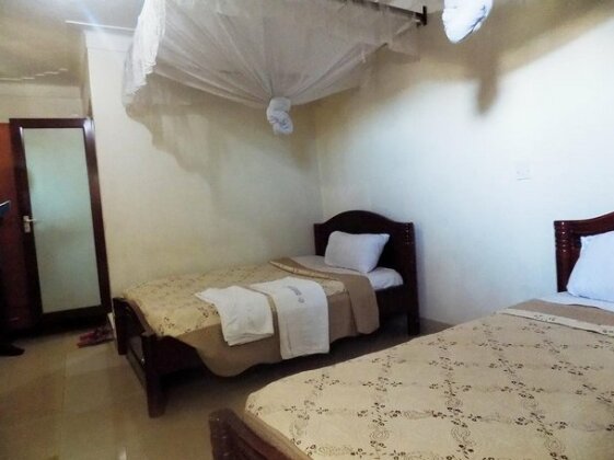 G-One Hotel - Photo5