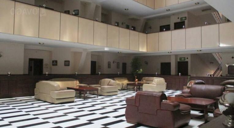Imperial Royale Hotel - Photo2