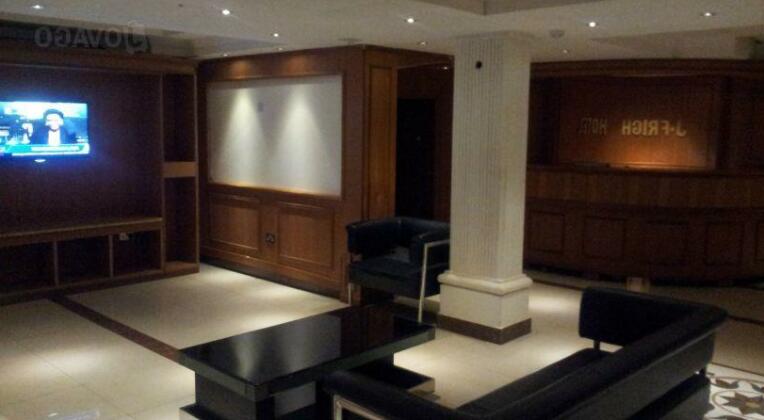 J-Frigh Hotel - Photo2