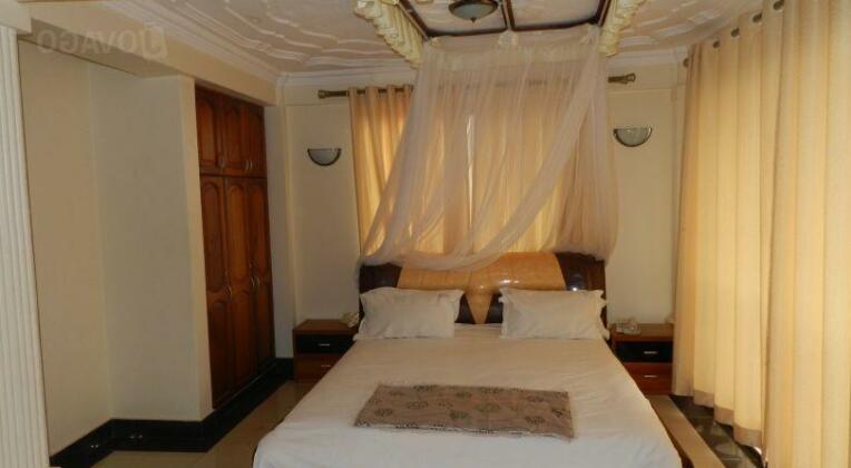 J-Frigh Hotel - Photo4