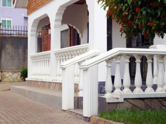 Kampala Kiwatule Comfy Holiday Home - Photo2
