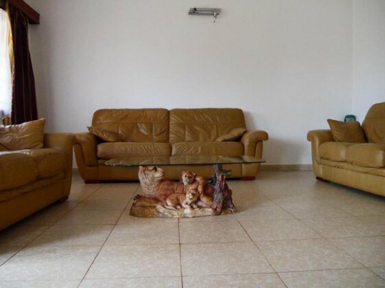 Kampala Kiwatule Comfy Holiday Home - Photo5