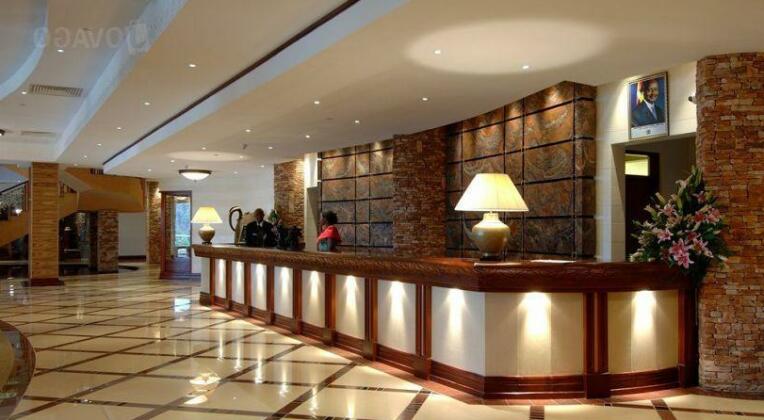 Kampala Serena Hotel - Photo2