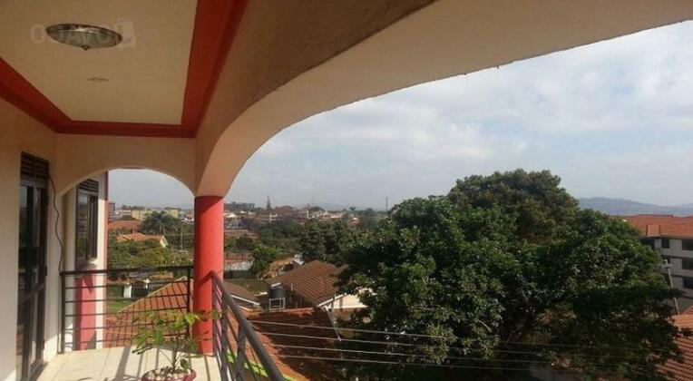 Kampala Tree House - Photo3